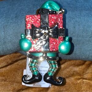 Bath & Body Works Elf Holding Presents Wallflower Plug